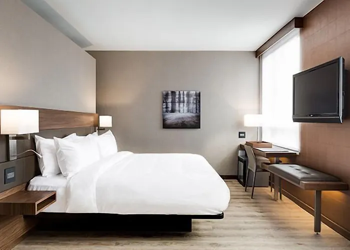 Ac By Marriott Phoenix Tempe/downtown 4*